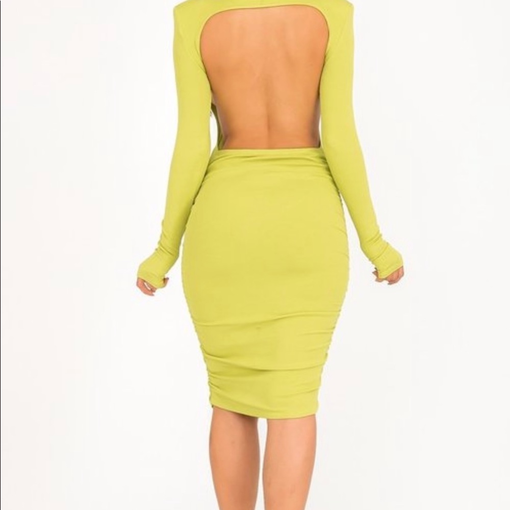 Neon green shoulder pads long sleeve dress - Picture 2 of 2